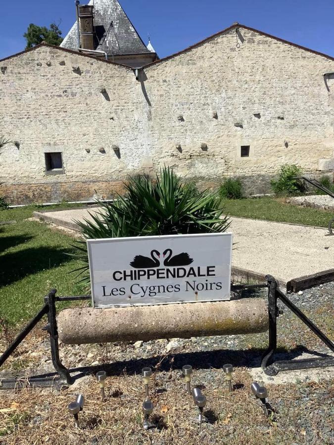 Les Cygnes Noirs Aujac (Charente-Maritime) Exterior foto